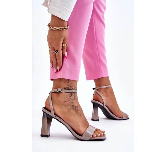 Lakierowane Sandały Na Obcasie Szare Owen Lakierowane Sandały Na Obcasie Szare Owen