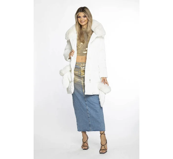 Bílá dámská zimní bunda s límcem a  model 21247525 - Ann Gissy