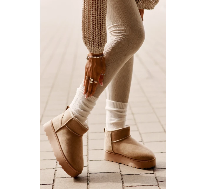 Dámské sněhové boty na platformě Světle béžová model 21808572 - Inello Dámské sněhové boty na platformě Světle béžová model 21808572 - Inello