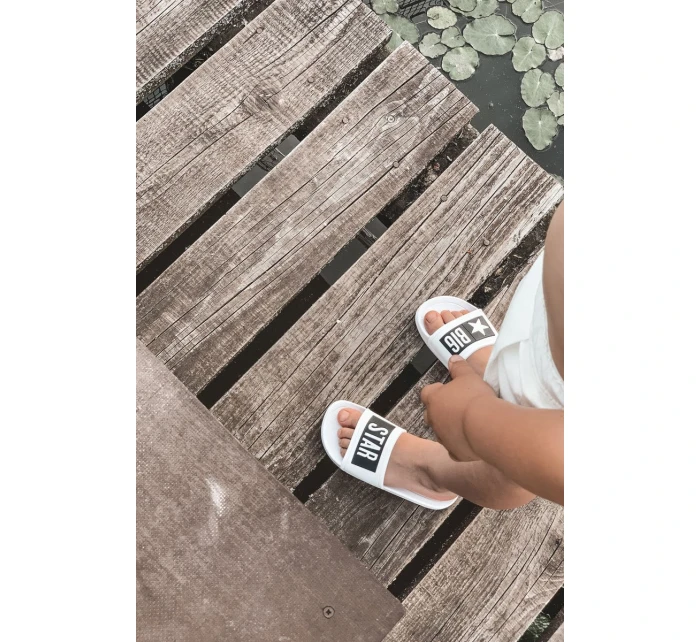 Klapki Dziecięce Big Star DD374151 Białe Klapki Dziecięce Big Star DD374151 Białe