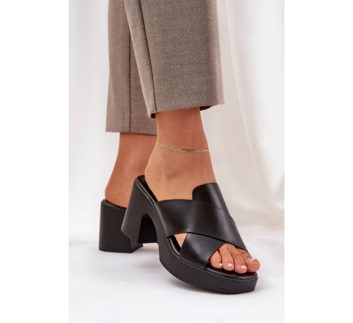 Lekkie Klapki Na Słupku Z Eko Skóry Czarne Kacaria Lekkie Klapki Na Słupku Z Eko Skóry Czarne Kacaria