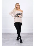 Halenka s potiskem a delšími zády béžová Halenka s potiskem a delšími zády béžová