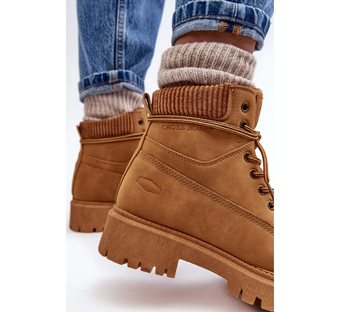 Damskie Ocieplane Trapery Camel Cross Jeans MM2R4011C