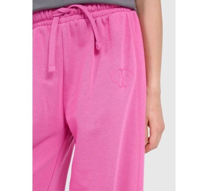 Dívčí tepláky s širokými nohavicemi model 21907174 - 4F Dívčí tepláky s širokými nohavicemi model 21907174 - 4F