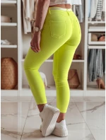Dámské úzké kalhoty s páskem žlutá Dstreet model 21985328 - FashionStreet