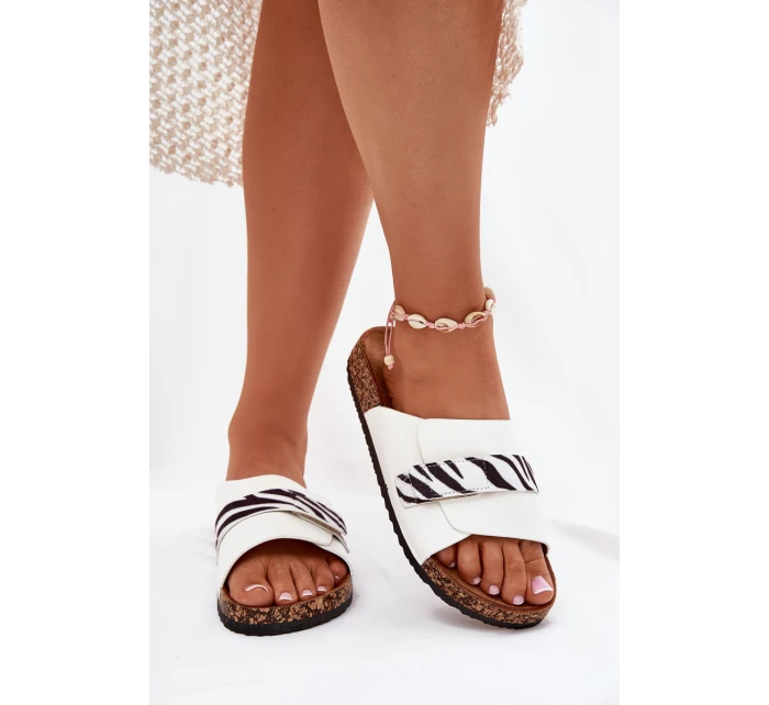 Dámské Pantofle S Na Korkové Platformě Béžové model 21698970 - Boto Dámské Pantofle S Na Korkové Platformě Béžové model 21698970 - Boto