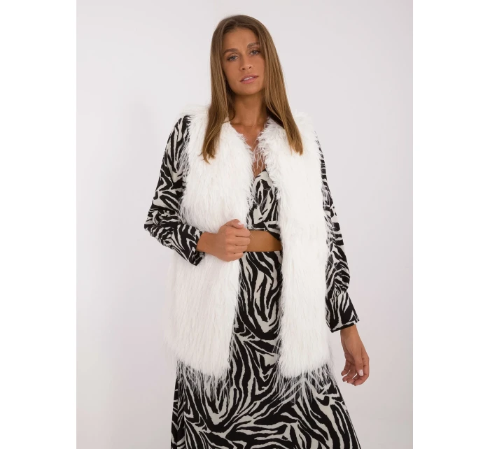 Kamizelka AT KZ ecru model 20479710 - FPrice Kamizelka AT KZ ecru model 20479710 - FPrice