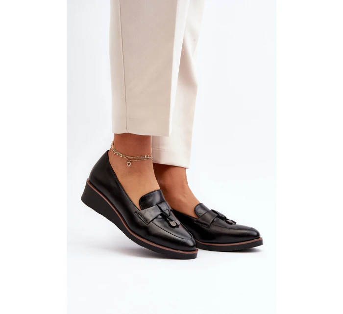 Damskie Półbuty Na Koturnie Z Ozdobą Czarne Miliret