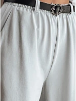Dámske nohavice chinos s opaskom svetlo šedé FashionStreet UY2553 Dámske nohavice chinos s opaskom svetlo šedé FashionStreet UY2553