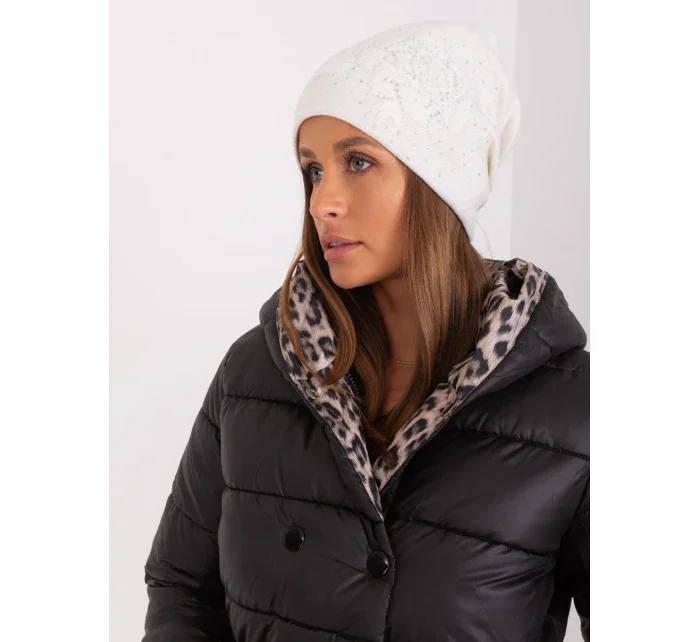 Czapka AT CZ model 18990857 ecru - FPrice