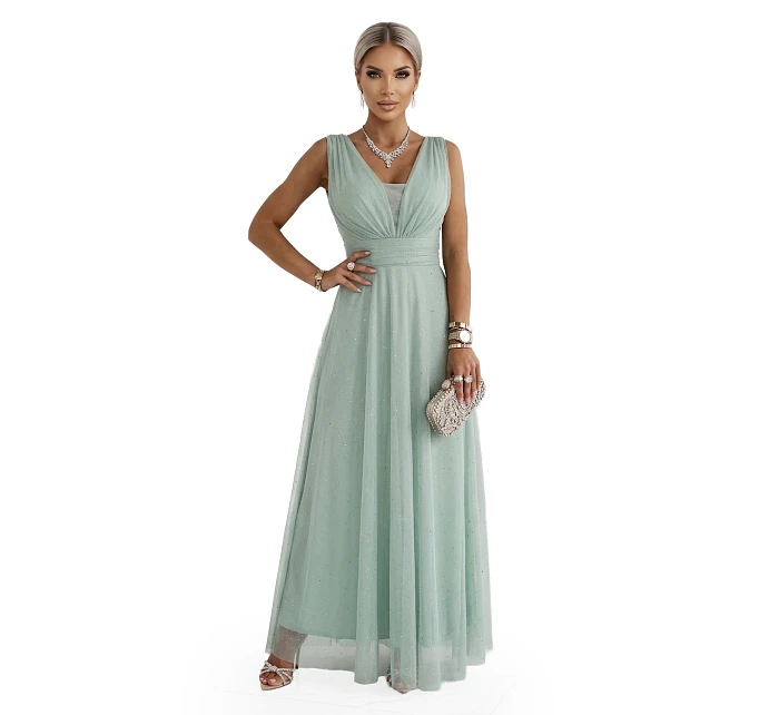 Dlouhé maxi šaty s a hlubokým výstřihem pistáciová barva model 22082632 - numoco basic Dlouhé maxi šaty s a hlubokým výstřihem pistáciová barva model 22082632 - numoco basic
