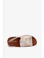 Dámske kožené sandále na platforme s pleteným vzorom Maciejka L7067-04 Beige Dámske kožené sandále na platforme s pleteným vzorom Maciejka L7067-04 Beige