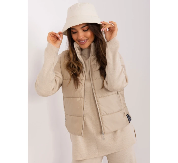 Czapka NM CZ model 18997573 jasny beżowy - FPrice Czapka NM CZ model 18997573 jasny beżowy - FPrice