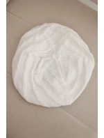 Dámská zimní čepice z vlny s volným střihem a ozdobným pletením model 21878067 bílá - K-Fashion