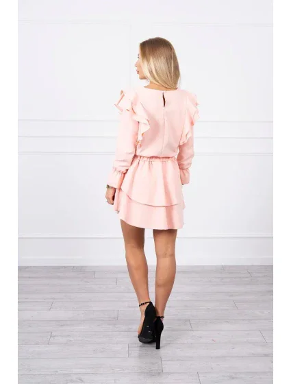 Šaty se model 18745688 volány světle pudrově růžové - K-Fashion Šaty se model 18745688 volány světle pudrově růžové - K-Fashion