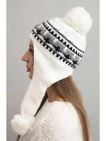 Dámska zimná vlnená čiapka s uškami a bambuľkami K436 biela