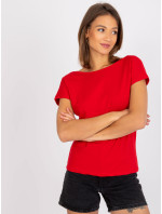 Červené tričko so zadným výstrihom