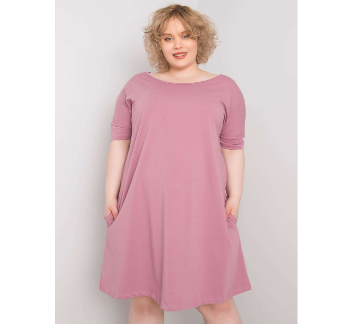 Prašné ružové voľné šaty väčšej veľkosti