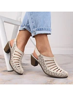 Kožené sandály na podpatku W model 22050556 beige - Rieker Kožené sandály na podpatku W model 22050556 beige - Rieker