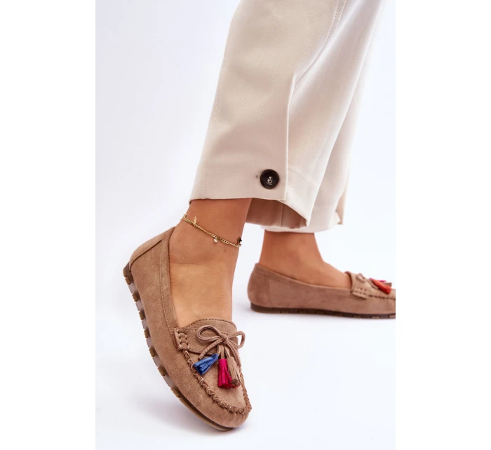 Zamszowe Mokasyny Z Kokardą I Frędzlami Ciemnobeżowe Dorine Zamszowe Mokasyny Z Kokardą I Frędzlami Ciemnobeżowe Dorine