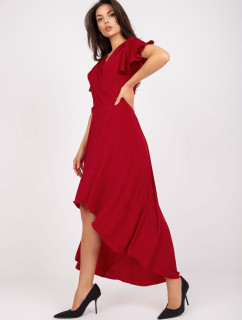 Červené večerné šaty s dlhším chrbtom