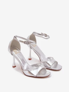 Dámske sandále na podpätku - strieborné Revella