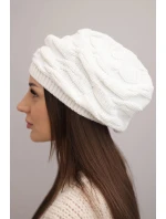 Dámská zimní čepice z vlny s ozdobným pletením a  bílá model 21878093 - K-Fashion