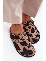 Kožené semišové pantofle s přezkou v  1905 model 22125824 - Zazoo