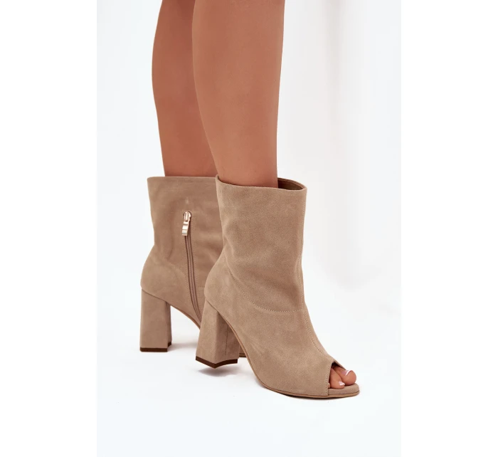 Semišové Boty Na Podpatku S  Béžové Zazoo model 21704113 - Boto