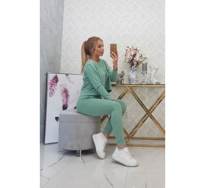 Souprava s oversize halenkou tmavě mátové barvy