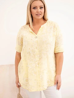 Dámská bavlněná halenka pro model 22069837 s krátkým rukávem a ozdobným knoflíkem žlutá - K-Fashion