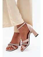 Dámské sandály na podpatku s platformou s páskem a kamínky Vinceza Béžové