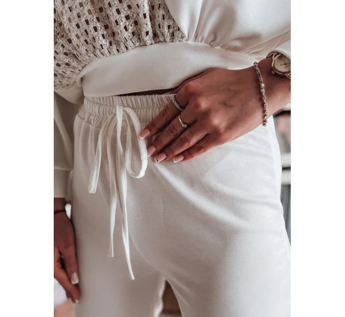 Dámské tepláky v barvě ecru Dstreet model 21985762 - FashionStreet