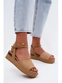 Dámské sandály na platformě model 22200672 tmavě béžové - Wrangler