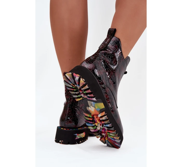 Lakované dámské obuv z přírodní kůže s bordó model 21712396 - Artiker Lakované dámské obuv z přírodní kůže s bordó model 21712396 - Artiker