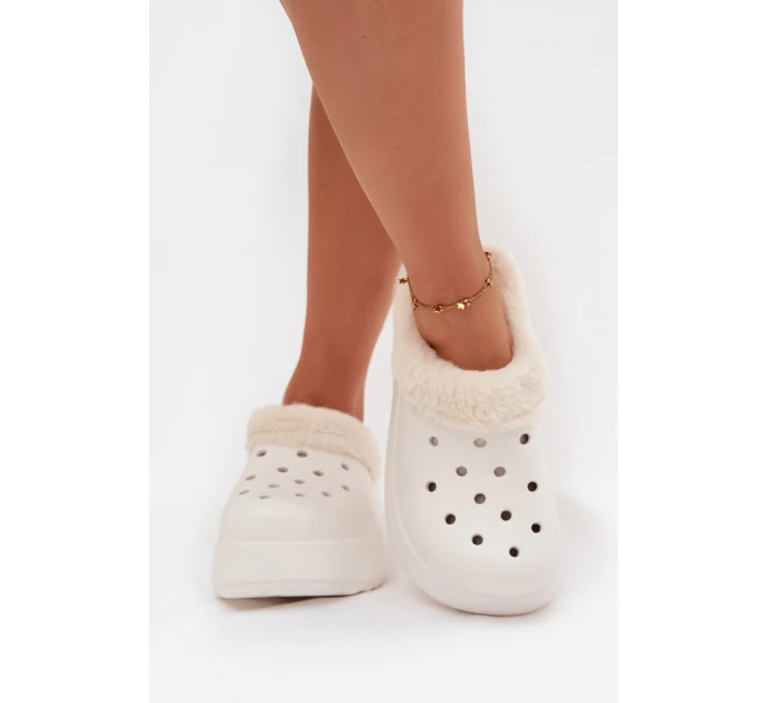 Pěnové dámské pantofle s kožešinou bílé Palvine