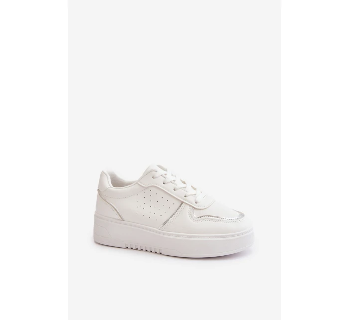 Dámské Tenisky Na Platformě S Dekorativním Šněrováním Bílé model 21667752 - Boto