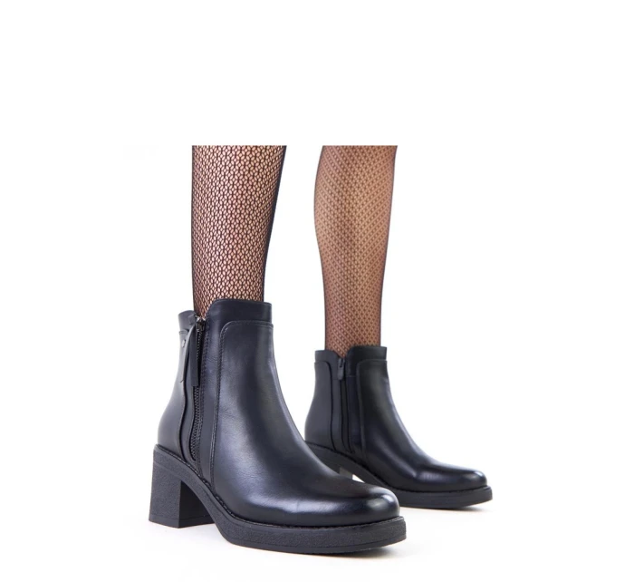 Topánky na podpätku model 218812 Solea Topánky na podpätku model 218812 Solea