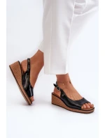 Dámské lakované sandály na platformě model 21657324 Černé - SERGIO LEONE