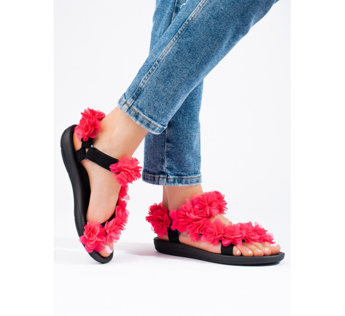 Dizajnové dámske ružové sandále bez podpätku