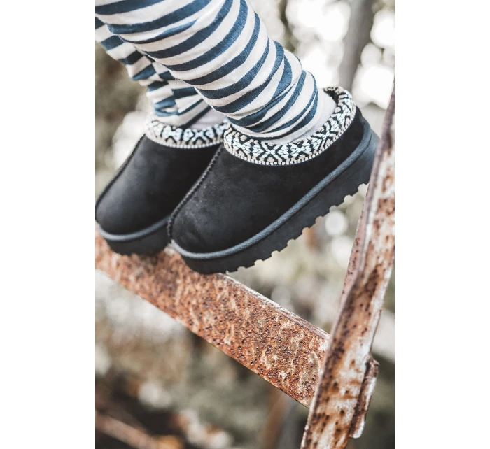 Dětské Boty Černé model 21640284 - Boto Dětské Boty Černé model 21640284 - Boto