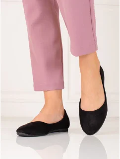 Zaujímavé dámske čierne baleríny bez podpätku