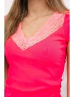 Blúzka s čipkovým výstrihom ružová neónová