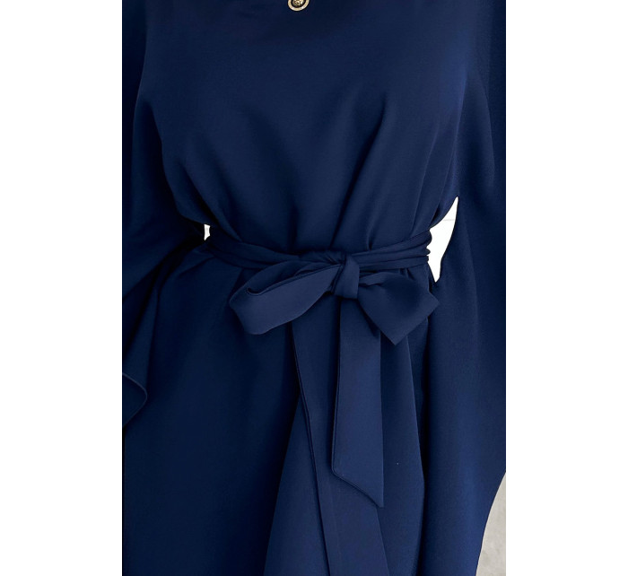 SOFIA - Tmavomodré dámske motýlikové šaty so zaväzovaním v páse 287-24