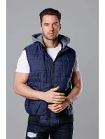 Tmavě modrá pánská prošívaná vesta s kapucí model 18347855 - J.STYLE Tmavě modrá pánská prošívaná vesta s kapucí model 18347855 - J.STYLE