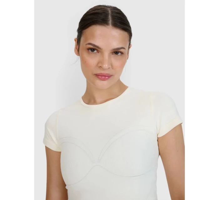 Dámske rýchloschnúce tričko na jogu a pilates 4F 4FWSS25TFTSF1270-11S Dámske rýchloschnúce tričko na jogu a pilates 4F 4FWSS25TFTSF1270-11S