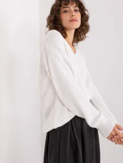 Model svetra 191419 Badu