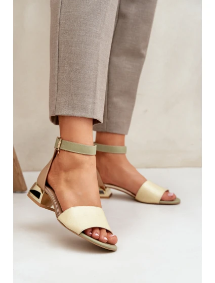 Kožené sandály na podpatku béžové model 21682642 - Laura Messi