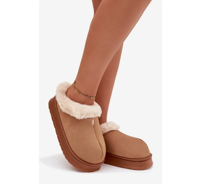Dámské pantofle s kožíškem Camel model 21772655 - Boto Dámské pantofle s kožíškem Camel model 21772655 - Boto