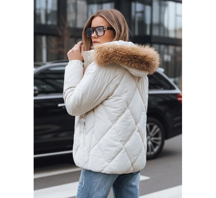 Dámská zimní prošívaná bunda s kapucí bílá Dstreet model 21993133 - FashionStreet
